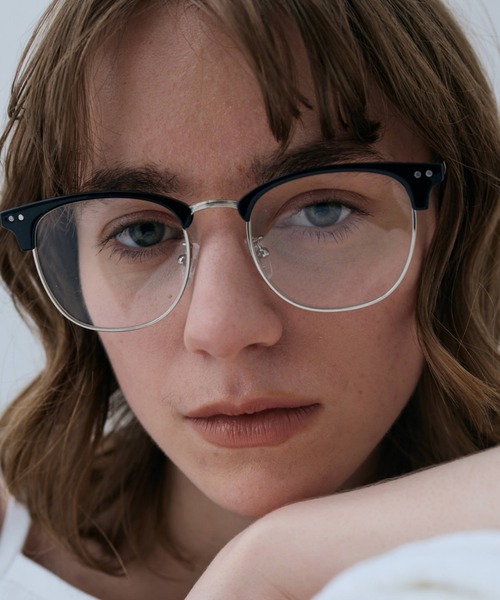 flaeu(フラユ)の「Classic Boslington Glasses(サングラス・レディース・カーキ/ブラック/ピンク・FREE)」の1枚目の写真