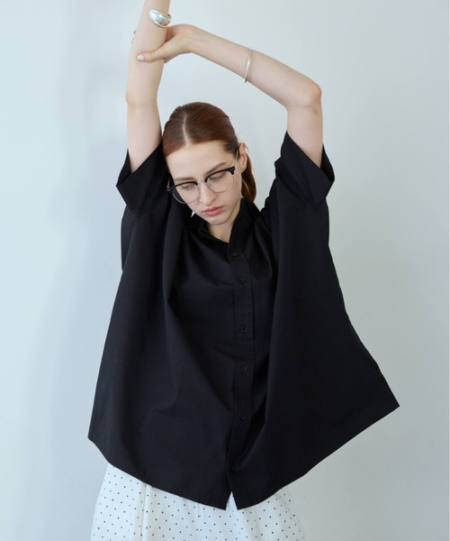 flaeu(フラユ)の「Classic Boslington Glasses(サングラス・レディース・カーキ/ブラック/ピンク・FREE)」の13枚目の写真