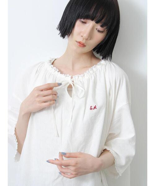 Samansa Mos2（サマンサ モスモス）の「【SA刺繍】スモックワンピース（ワンピース・レディース・ブラック/オフホワイト/ベージュ・S/M）」の2枚目の写真