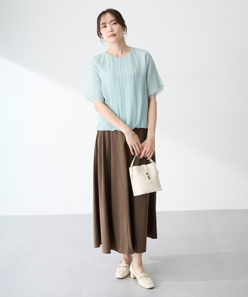 A/C DESIGN BY ALPHA CUBIC(エーシーデザインバイアルファキュービック)の「シフォンプリーツTブラウス(Tシャツ/カットソー・レディース・ライトグレー/ブラック/グリーン・M/L/LL)」の11枚目の写真