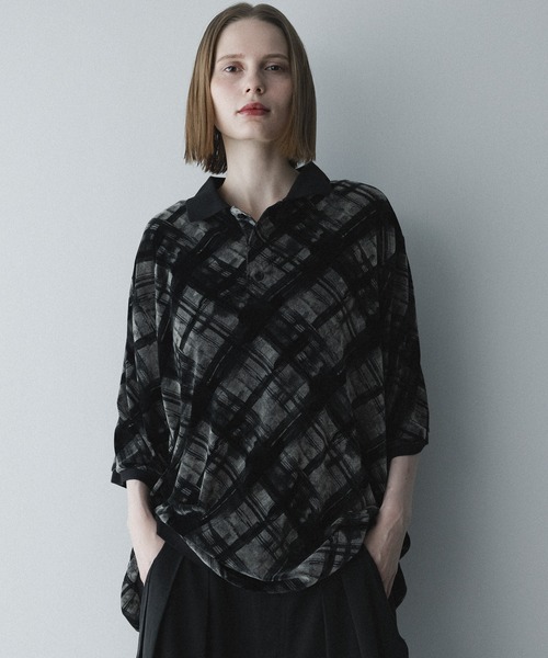 remer(リメール)の「シアーフロッキーポロシャツ / sheer flocky polo shirt(ポロシャツ・メンズ・ブラック・SMALL/X-SMALL/LARGE/MEDIUM)」の1枚目の写真