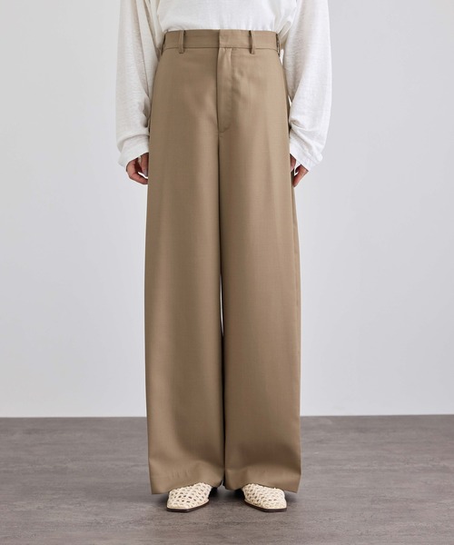 SALON adam et rope'(サロン アダム エ ロペ)の「ウーステッドツイルタックパンツ / セットアップ対応(スラックス・レディース・ベージュ系その他/チャコールグレー・M/S)」の10枚目の写真