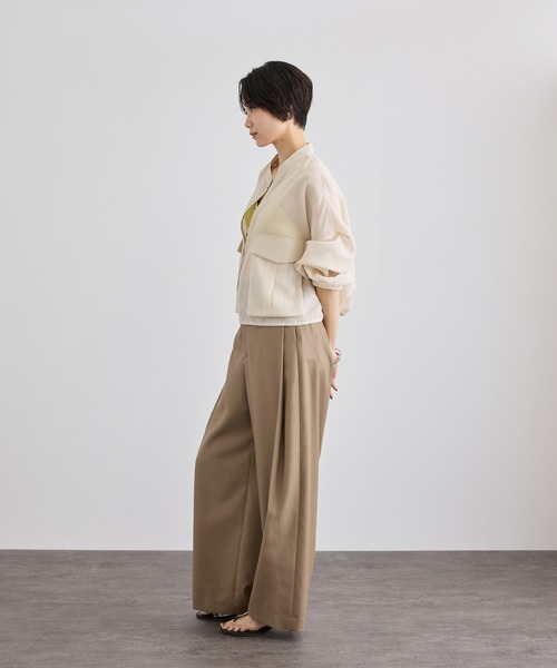SALON adam et rope'(サロン アダム エ ロペ)の「ウーステッドツイルタックパンツ / セットアップ対応(スラックス・レディース・ベージュ系その他/チャコールグレー・M/S)」の20枚目の写真