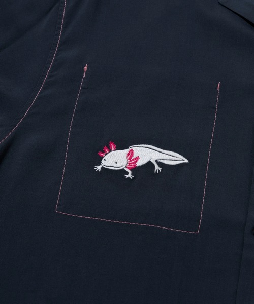 go slow caravan(ゴースローキャラバン)の「T/R ワンポイント刺繍 S/S オープンシャツ(シャツ/ブラウス・メンズ・コーラルピンク/セージグリーン/チャコールグレー/ブルー系その他・MEDIUM/X-LARGE/LARGE)」の7枚目の写真