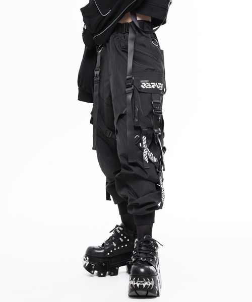 REFLEM INDUSTRY(レフレムインダストリー)の「『REFLEM INDUSTRY/レフレム インダストリー』TACTICAL CARGO PANTS/タクティカルカーゴパンツ(カーゴパンツ・レディース・ブラック・L/M)」の2枚目の写真