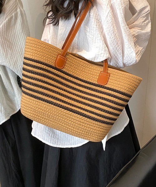 center i(センターアイ)の「【夏用大容量肩掛け】ボーダーかごトートバッグ(トートバッグ・レディース・ベージュ/ホワイト・FREE)」の6枚目の写真