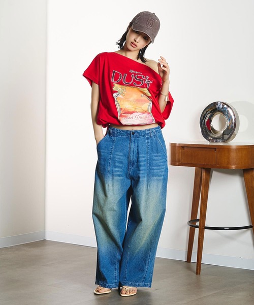 ROSE BUD(ローズバッド)の「OKIRAKU×ROSEBUD/DRAWSTRING GRAPHIC TOP(Tシャツ/カットソー・レディース・レッド/ブラック・ONE SIZE)」の6枚目の写真