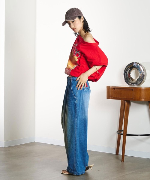 ROSE BUD(ローズバッド)の「OKIRAKU×ROSEBUD/DRAWSTRING GRAPHIC TOP(Tシャツ/カットソー・レディース・レッド/ブラック・ONE SIZE)」の7枚目の写真