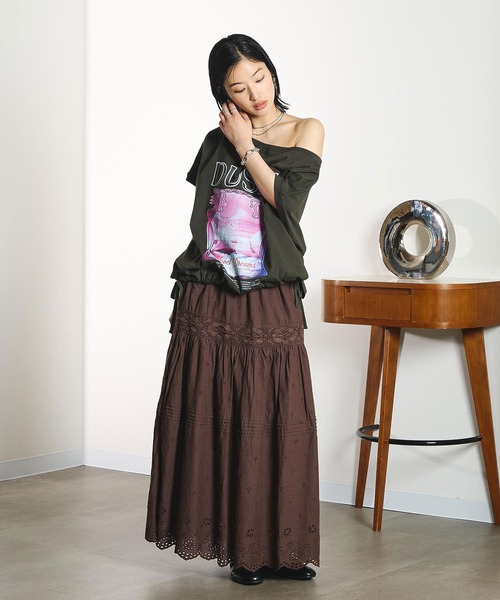 ROSE BUD(ローズバッド)の「OKIRAKU×ROSEBUD/DRAWSTRING GRAPHIC TOP(Tシャツ/カットソー・レディース・レッド/ブラック・ONE SIZE)」の16枚目の写真