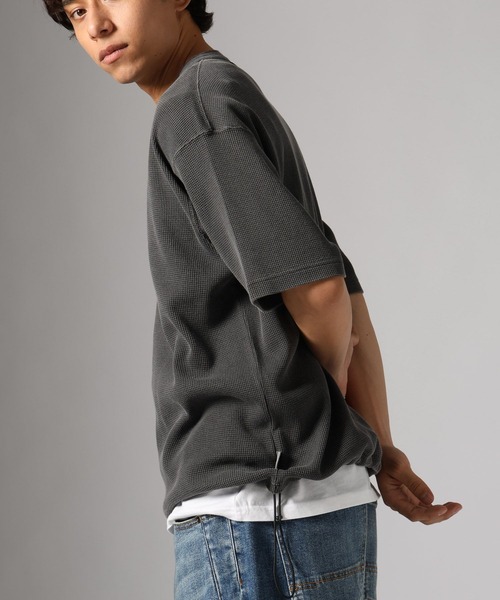 BAYFLOW（ベイフロー）の「[セットでお得]ピグメントワッフルヘンリーネックTEE[シルエット変更可]（Tシャツ/カットソー・メンズ・セージグリーン/チャコール/ネイビー/オフホワイト/ピンク/カーキ・MEDIUM/LARGE）」の17枚目の写真