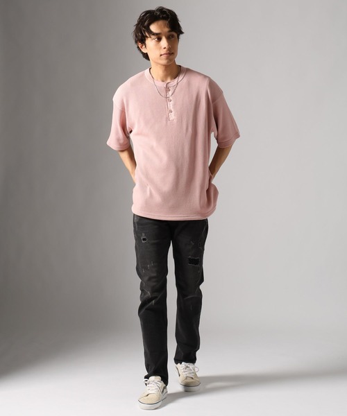 BAYFLOW（ベイフロー）の「[セットでお得]ピグメントワッフルヘンリーネックTEE[シルエット変更可]（Tシャツ/カットソー・メンズ・セージグリーン/チャコール/ネイビー/オフホワイト/ピンク/カーキ・MEDIUM/LARGE）」の20枚目の写真