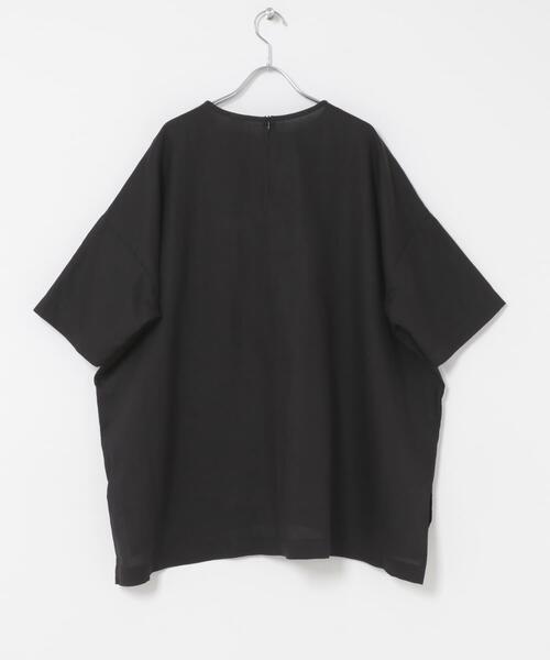 かぐれ(カグレ)の「リネンワイドプルオーバーシャツ(シャツ/ブラウス・レディース・ブラウン/オフホワイト/ブラック・FREE)」の4枚目の写真
