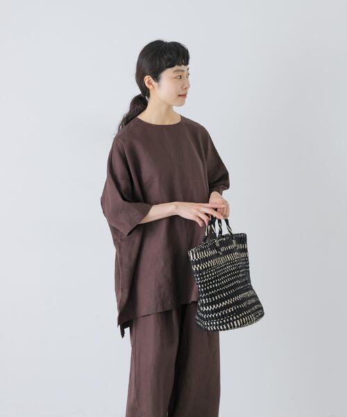 かぐれ(カグレ)の「リネンワイドプルオーバーシャツ(シャツ/ブラウス・レディース・ブラウン/オフホワイト/ブラック・FREE)」の11枚目の写真