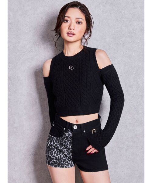 GYDA(ジェイダ)の「GG studs leopardショートパンツ(その他パンツ・レディース・ブラック/ブラウン・SMALL/MEDIUM)」の11枚目の写真