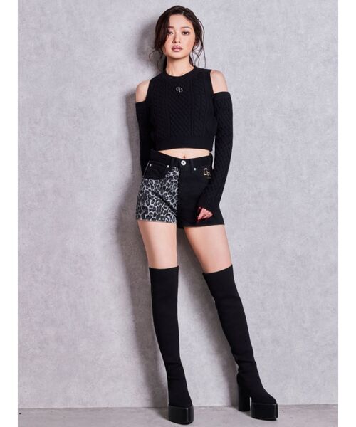 GYDA(ジェイダ)の「GG studs leopardショートパンツ(その他パンツ・レディース・ブラック/ブラウン・SMALL/MEDIUM)」の14枚目の写真
