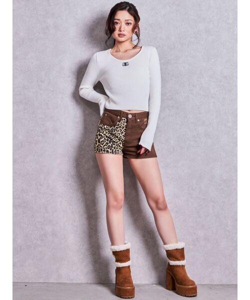 GYDA(ジェイダ)の「GG studs leopardショートパンツ(その他パンツ・レディース・ブラック/ブラウン・SMALL/MEDIUM)」の17枚目の写真