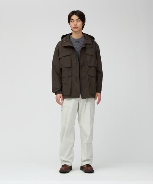 Snow Peak（スノーピーク）の「Snow Peak / Nylon Double Rip Jacket ナイロン ダブルリップ ジャケット（マウンテンパーカー・メンズ・ダークブラウン/ブラック/ライトブルー・S/M/L/XL）」の5枚目の写真