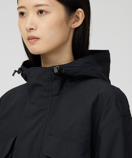 Snow Peak（スノーピーク）の「Snow Peak / Nylon Double Rip Jacket ナイロン ダブルリップ ジャケット（マウンテンパーカー・メンズ・ダークブラウン/ブラック/ライトブルー・S/M/L/XL）」の10枚目の写真