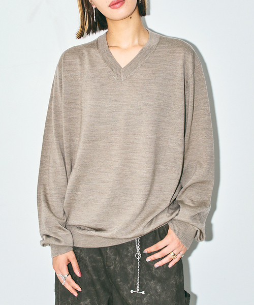 CITYSHOP(シティーショップ)の「V NECK SWEATER:ニット(ニット/セーター・レディース・ブラウン系その他/ライトグレー/ベージュ・FREE)」の3枚目の写真