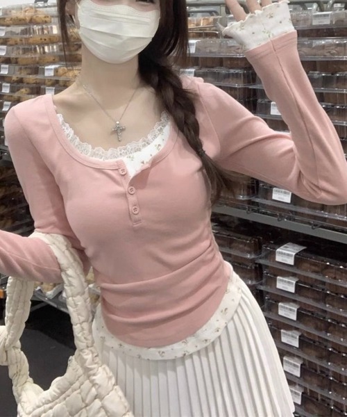 SHOUYO(ショウヨウ)の「フェイクレイヤードヘンリーネックデザインロングスリーブTシャツ(Tシャツ/カットソー・レディース・オフホワイト/ピンク・M)」の9枚目の写真