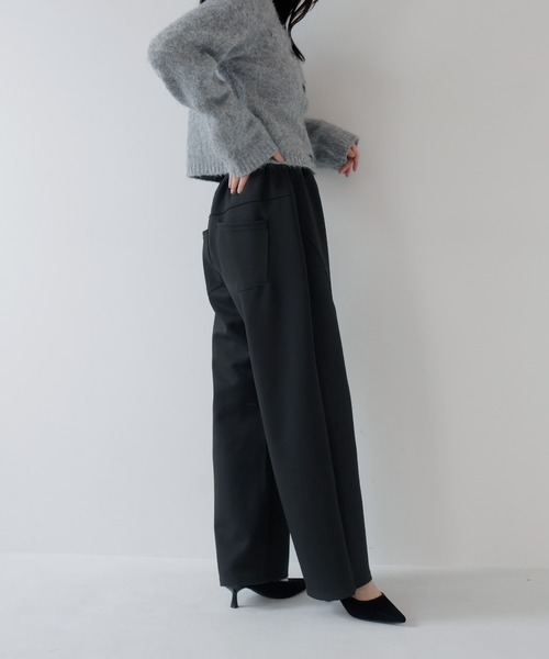 AMUU. PRECIEUSE(アムープレシューズ)の「【SETUP対応】カーブラインポンチワイドパンツ(スウェットパンツ・レディース・アイボリー/グレー/ブラック・FREE)」の18枚目の写真