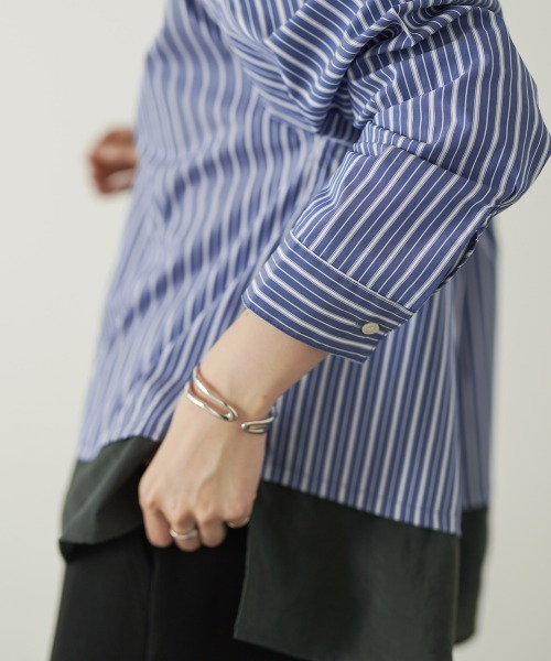 Bou Jeloud(ブージュルード)の「裾切替ストライプシャツ(シャツ/ブラウス・レディース・キャメル/ブルー・38)」の3枚目の写真
