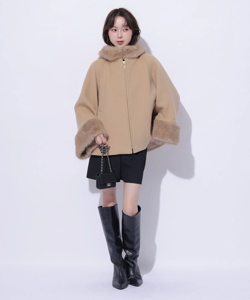 Mystrada（マイストラーダ）の「ファー付きポンチョコート（ダウンジャケット/コート・レディース・オフホワイト/ベージュ・38/36）」の14枚目の写真