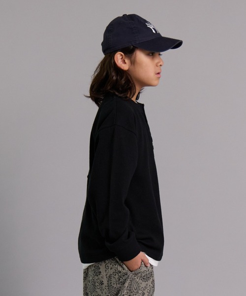 PAIRMANON STREET（ペアマノンストリート）の「【90-160cm】ワッフル ヘンリーネック 長袖Tシャツ【PAIRMANON STREET】（Tシャツ/カットソー・キッズ・オレンジ/ブルー/ベージュ系その他/ブラック・120/130/140/150/160/90/100/110）」の6枚目の写真