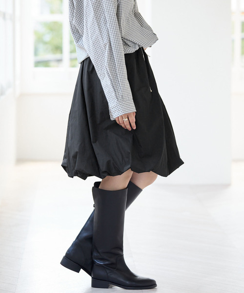 IENA(イエナ)の「タフタミディバルーンスカート(スカート・レディース・ブラック/カーキ・38/36)」の1枚目の写真