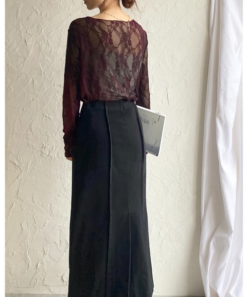 She's Closet（シーズクローゼット）の「ボートネック 花柄 ベロアフロッキー ジャガード シアートップス（Tシャツ/カットソー・レディース・グリーン/ボルドー・FREE）」の16枚目の写真