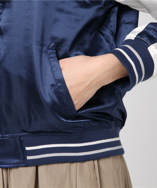 Honeys（ハニーズ）の「リバーシブル刺繍ブルゾン（ブルゾン・レディース・ネイビー/カーキ/グレー/ピンク・L/M）」の10枚目の写真