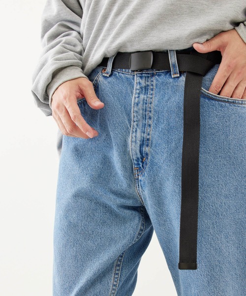 MONO-MART（モノマート）の「カラーリングロングガチャベルト(MONO-MART)（ベルト・メンズ・ブラック/ベージュ/ネイビー/ホワイト/レッド/グリーン/ピンク/イエロー/オレンジ/アイボリー/ワイン/グレー/ブルー/ブラック×レッド/カーキ/ダークブラウン/キャメル/トリコロール/パープル/ライトブルー/マスタード/ピンク系その他/チャコール・FREE）」の4枚目の写真