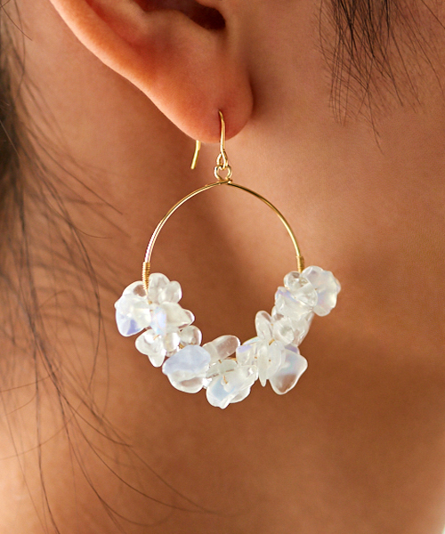 STYLE DELI(スタイルデリ)の「STONES pierce 015 (ピアス(両耳用)・レディース・ホワイト・FREE)」の2枚目の写真