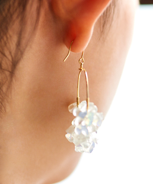 STYLE DELI(スタイルデリ)の「STONES pierce 015 (ピアス(両耳用)・レディース・ホワイト・FREE)」の5枚目の写真