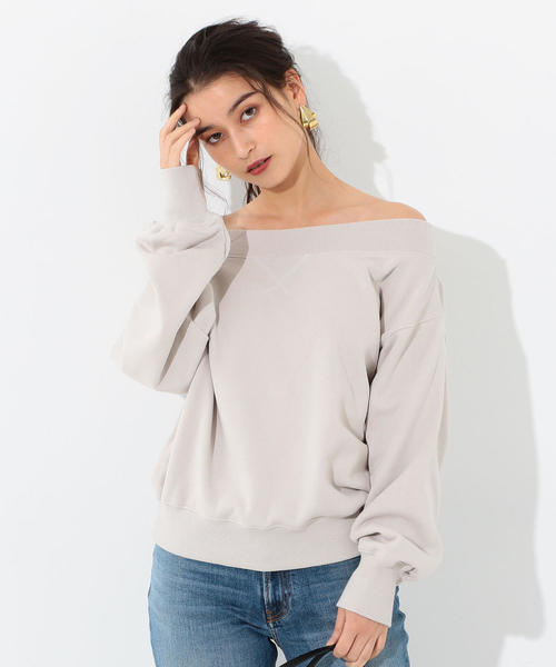 Jewel Changes(ジュエルチェンジズ)の「SMF オフショルダー ウラケ プルオーバー / スウェット(スウェット・レディース・ダークブラウン/ブラック/ベージュ・FREE)」の3枚目の写真