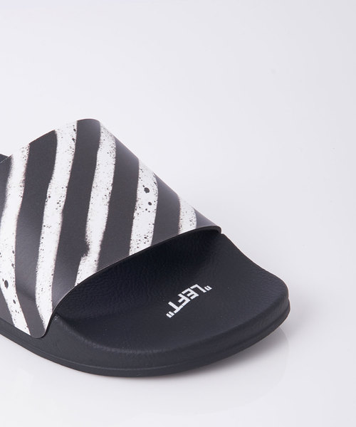 off white(オフホワイト)の「Off-White “SPRAY STRIPES”サンダル(サンダル・メンズ・ブラック・42/41/43/40)」の3枚目の写真
