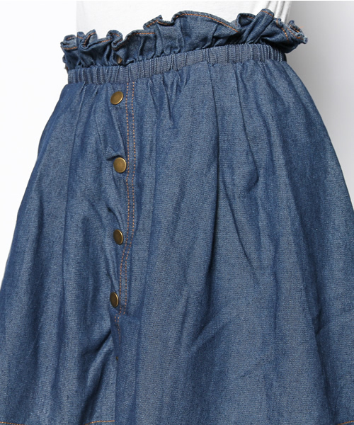WEGO（ウィゴー）の「WEGO/デニム前ボタンフレアスカート（デニムスカート・レディース・ダークインディゴブルー/インディゴブルー・FREE）」の5枚目の写真