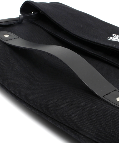 CIAOPANIC（チャオパニック）の「《WEB限定》【IDP】　CLUTCH（クラッチバッグ・メンズ・イエロー/ネイビー/オフホワイト/ブラック・FREE）」の9枚目の写真