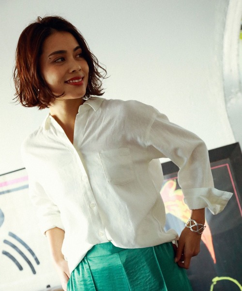 BAYFLOW（ベイフロー）の「リネンカラーシャツ（シャツ/ブラウス・レディース・ライトブルー/オフホワイト/カーキ/イエロー/オレンジ・SMALL/MEDIUM）」の8枚目の写真