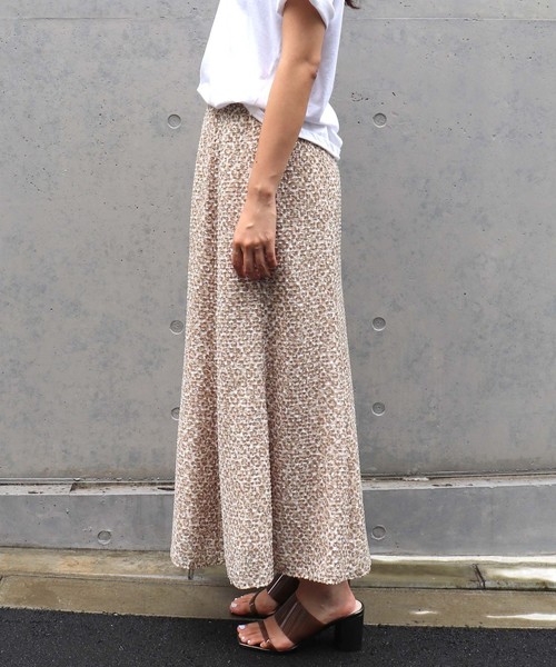 NINE（ナイン）の「レオパードフラワープリントスカート（スカート・レディース・ブルー/ベージュ・0/1）」の4枚目の写真