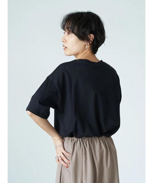 AMERICAN HOLIC(アメリカンホリック)の「クルーネック半袖カットプルオーバー 〇*(Tシャツ/カットソー・レディース・ブラック/ネイビー/ブラウン/オフホワイト/アイボリー/キャメル/その他7/ホワイト系その他4・M/L)」の17枚目の写真