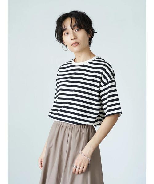 AMERICAN HOLIC(アメリカンホリック)の「クルーネック半袖カットプルオーバー 〇*(Tシャツ/カットソー・レディース・ブラック/ネイビー/ブラウン/オフホワイト/アイボリー/キャメル/その他7/ホワイト系その他4・M/L)」の4枚目の写真