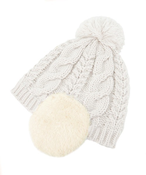 polcadot（ポルカドット）の「EAR COVER BONBON WATCH/イヤーカバーファー ニット（ニットキャップ/ビーニー・レディース・アイボリー/グレー/ベージュ/ラベンダー/ライトグレー/ブラック/ブルー/ライトグリーン/ライトベージュ・FREE）」の2枚目の写真