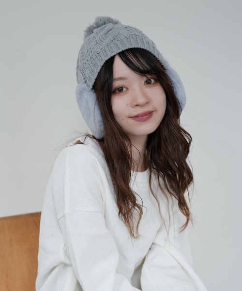 polcadot（ポルカドット）の「EAR COVER BONBON WATCH/イヤーカバーファー ニット（ニットキャップ/ビーニー・レディース・アイボリー/グレー/ベージュ/ラベンダー/ライトグレー/ブラック/ブルー/ライトグリーン/ライトベージュ・FREE）」の17枚目の写真