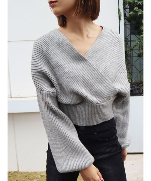 EMODA（エモダ）の「カシュクールショートニット（ニット/セーター・レディース・ベージュ/ブラック/グレー・FREE）」の13枚目の写真