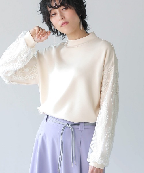 Bou Jeloud(ブージュルード)の「ライトダンボール×ウールレース切替プルオーバー(ニット/セーター・レディース・アイボリー/キャメル/ブラック・FREE)」の1枚目の写真