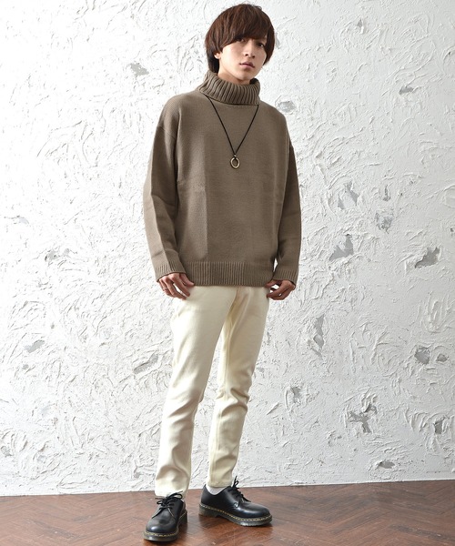 MinoriTY（マイノリティ）の「メンズオフタートルビッグニット（ニット/セーター・メンズ・ブラック/ホワイト/ベージュ・L/M/XL）」の13枚目の写真