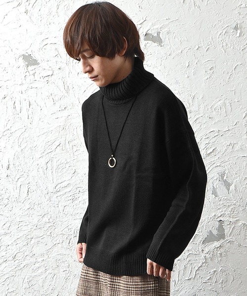 MinoriTY（マイノリティ）の「メンズオフタートルビッグニット（ニット/セーター・メンズ・ブラック/ホワイト/ベージュ・L/M/XL）」の8枚目の写真