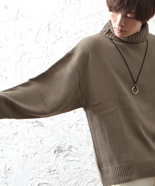 MinoriTY（マイノリティ）の「メンズオフタートルビッグニット（ニット/セーター・メンズ・ブラック/ホワイト/ベージュ・L/M/XL）」の18枚目の写真