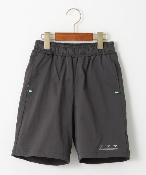 瞬足(シュンソク)の「SYUNSOKU 瞬足(シュンソク)トラックショートパンツ(その他パンツ・キッズ・ダークグレー/ベージュ・XL(145-155)/L(135-145))」の2枚目の写真